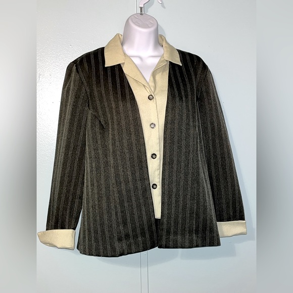 Miss Darby Blouse 10P Green Stripes Buttons‎ Shoulder Pads - Picture 1 of 13
